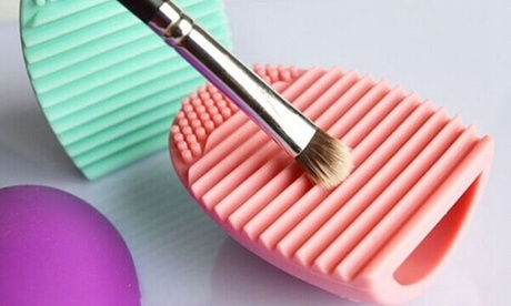 BrushEgg Cosmetic Make-up Brush Cleaners