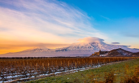 ✈ Armenia National Break with Flights