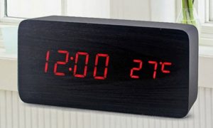 Wood Alarm Clock with Temperature