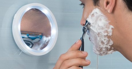 Magnifying LED Make-Up Mirror