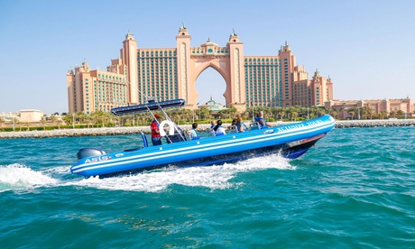90-minute Jumeirah Palm Yacht Tour (Child AED 79