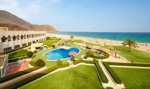 4* Oman Family Stay with Dhow Cruise