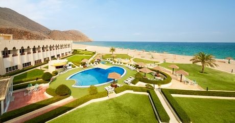 4* Oman Family Stay with Dhow Cruise