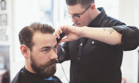 Men's Haircut and Styling