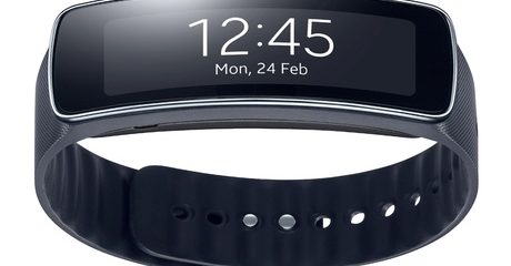 Samsung Gear Fit Smartwatch