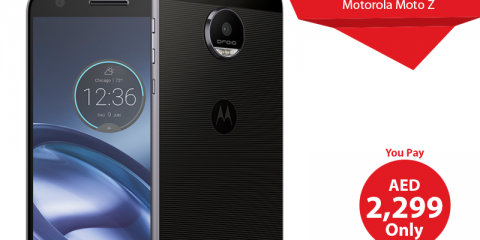 Motorola Moto Z Play smartphone pack Special Offer