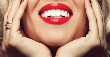 Seek a brighter smile with this teeth treatment using chlorophyll whitening gel