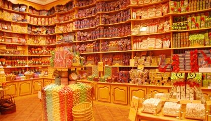 AED 80 to Spend on Sweets