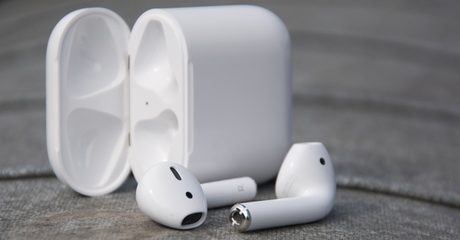 Apple Air Pods with Charging Case