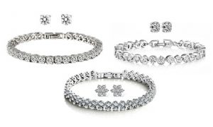 Set with Crystals from Swarovski®