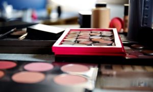 Make-Up Artist Online Course