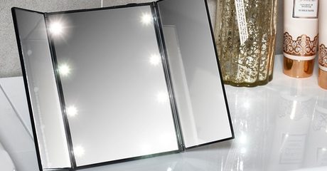 LED-Light Tri-Fold Mirror