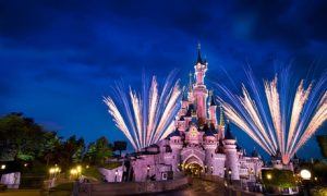 ✈ Paris and Amsterdam: 6 Nights with Disneyland