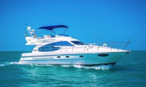 50-Feet Yacht Rental for Up to 20