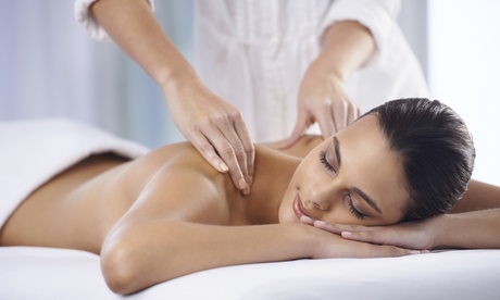 Clients can be pampered with a choice of 60- or 90-minute spa treatment; options include Thai herbal