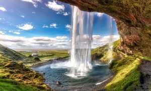 Iceland: Tour with Transfers