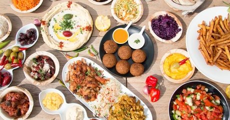 AED 50 to Spend: Food and Drinks