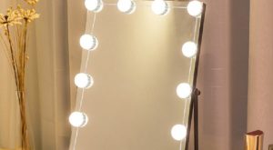 12-Lamp LED Light Strip