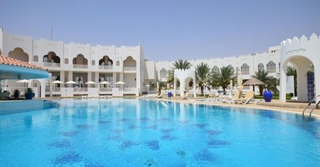 Al Gharbia: 1 or 2 Nights with Activities