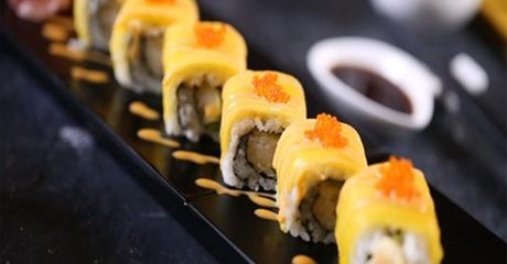 Custom Eight-Piece Sushi Set
