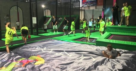 60-Minute Trampoline Jumping