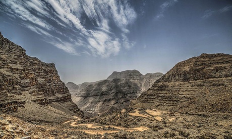 Ras al Khaimah: 3-Night Stay with Jebel Jais Trip