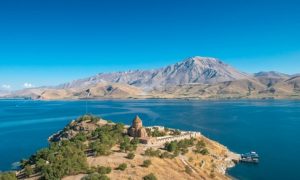 ✈ Armenia: 3-Night National Day Tour with Flights