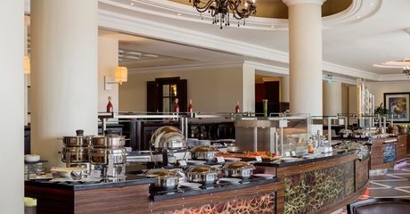 5* Lunch Buffet with Beverages: Child (AED 35)