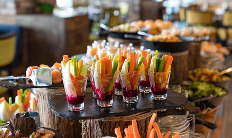 Friday Brunch with Beverages: Child AED 65