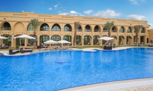 Madinat Zayed: 1 or 2 Nights with SPA Treatment