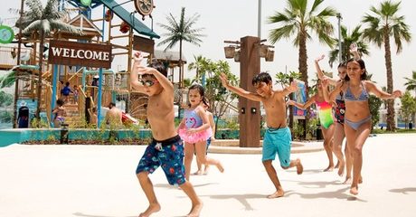 Ras al-Khaimah: 1-Night 4* Stay with Attraction Tickets