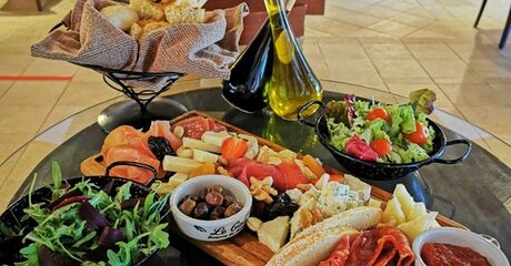 Antipasti with Grape Beverages