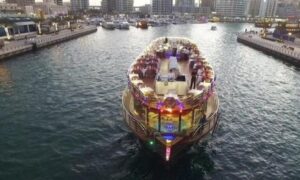 Dubai Creek Cruise with Dinner