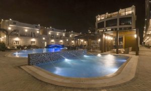 Salalah: 4* 1- or 2-Night Escape with Breakfast