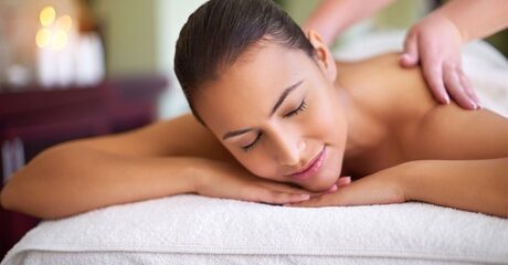 Beauty buffs of Abu Dhabi can relax and rest during up to four sessions of a deep tissue spa treatment for AED99.00 at Discount Sales.