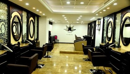 Customers can take control of their hair with a cut and treatment or create intricate designs with henna or hands and feet for AED79.00 at Discount Sales.