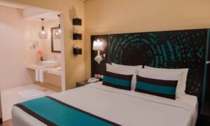 Dubai: 1- or 3-Night 4* Stay with Breakfast