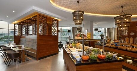 4* Breakfast or Dinner Buffet: Child AED 39