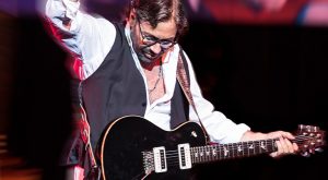 Al Di Meola - Electric Years in Istanbul Concerts