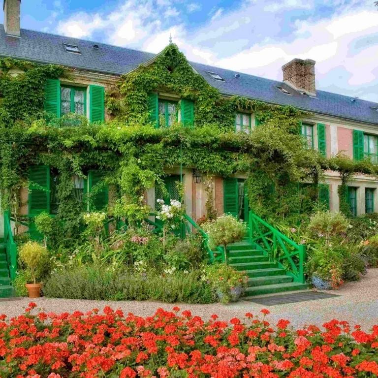 Half Day Trip Guided Tour of Giverny Monet's Gardens from Paris with transportation Recently Added Experiences