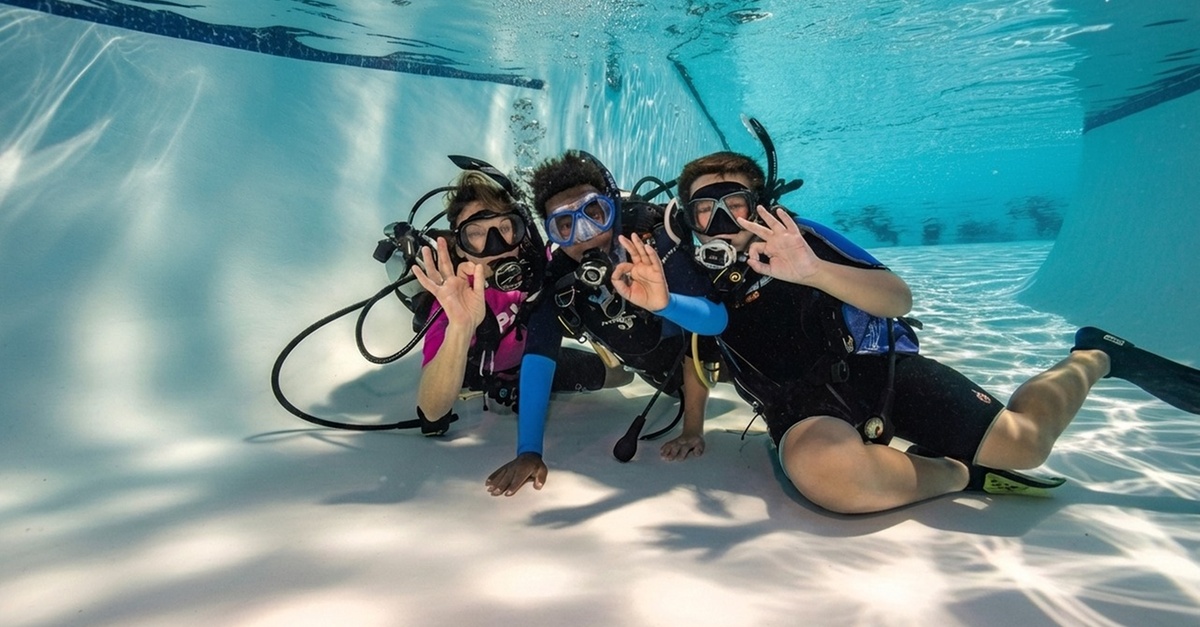 Basic Try Dive Including Equipment Or Scuba Diving For One Or Two Sandy Beach Dive Academy National Deal UAE