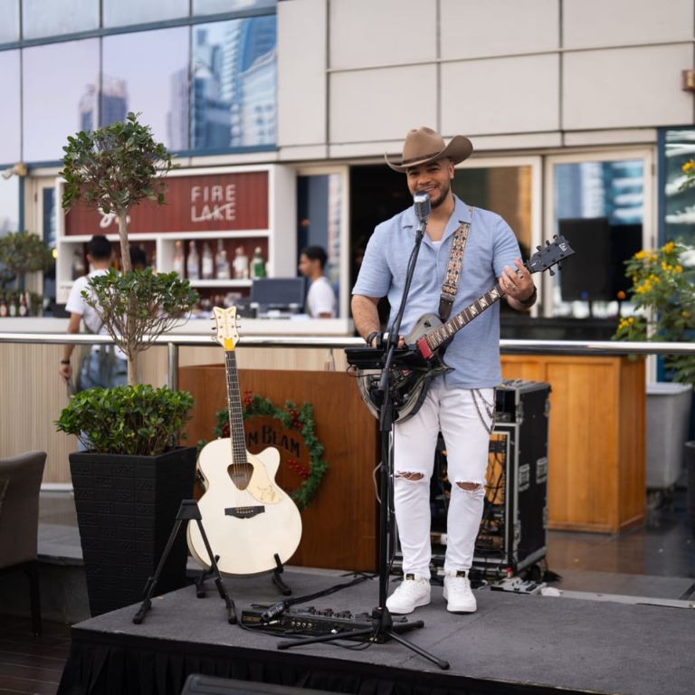 Brunch at FireLake Grill House by Radisson Blu Brunches