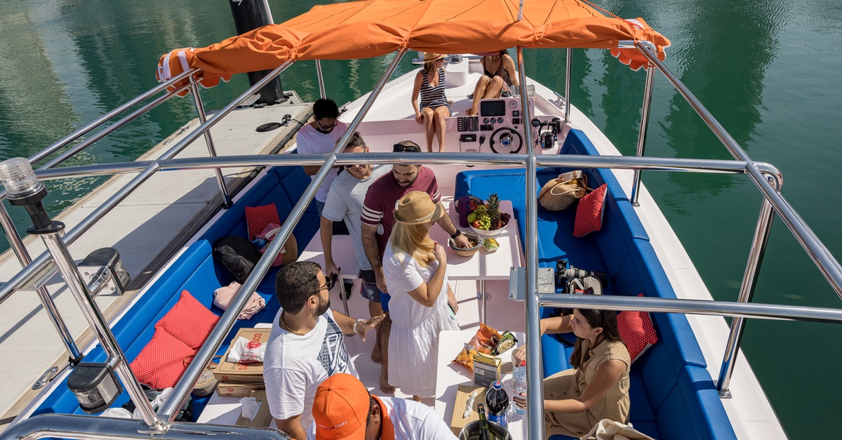 Tour - Boat Abra Marine Tours Operation Dubai UAE