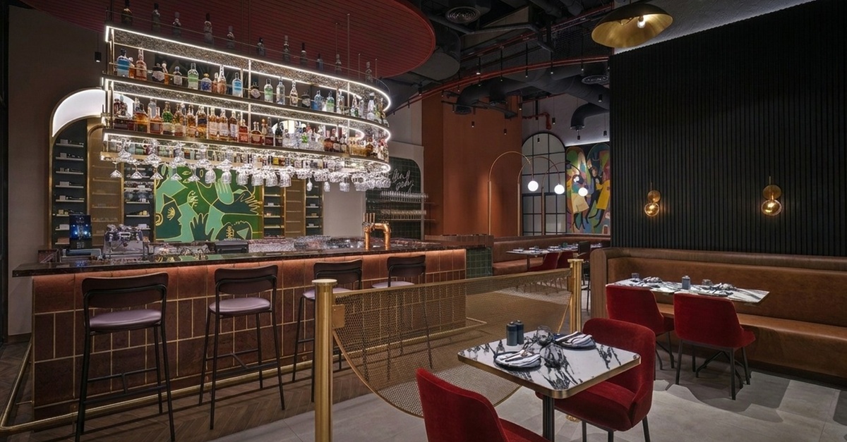 Saturday Brunch With Beverages & Live Dj In A Vibrant Setting Jones Social - Best Restaurant & Bar Dubai UAE